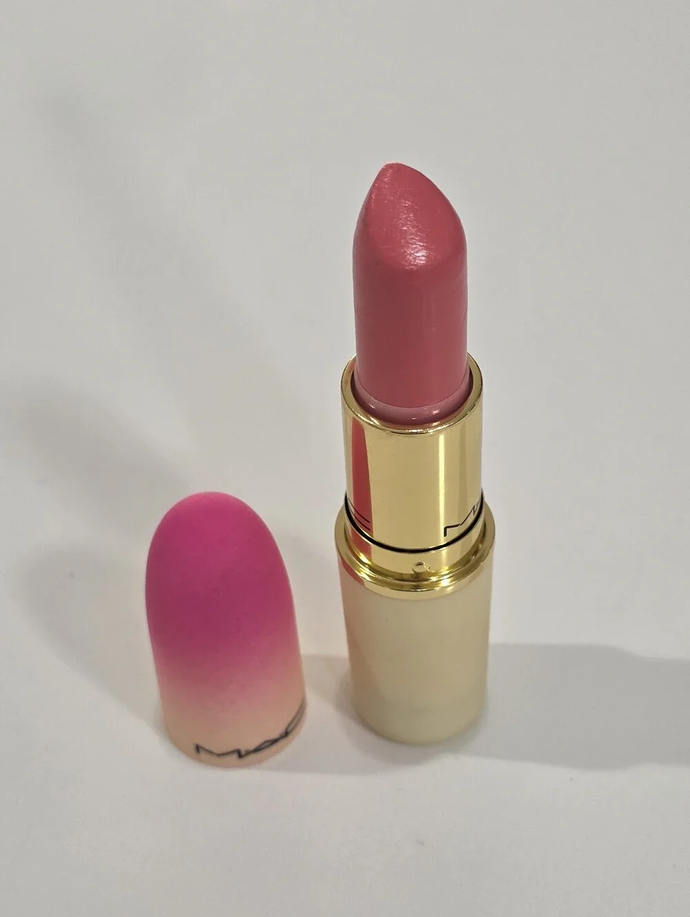 MAC Lunsr New Year Pure Happiness Lipstick Limited Edition